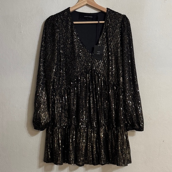 code x mode Dresses & Skirts - Codexmode Sequin Long Sleeve Babydoll Dress in Black Size S NWT